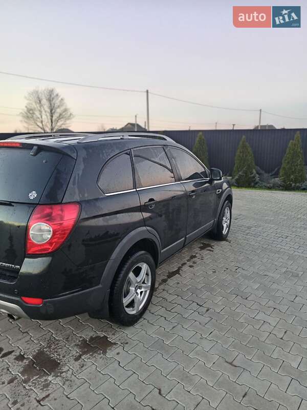 Позашляховик / Кросовер Chevrolet Captiva 2012 в Чернівцях