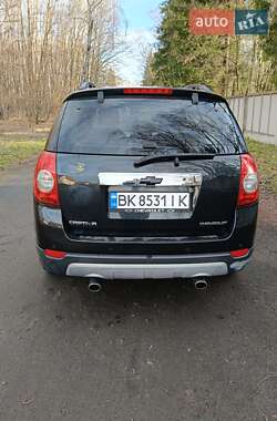 Внедорожник / Кроссовер Chevrolet Captiva 2008 в 