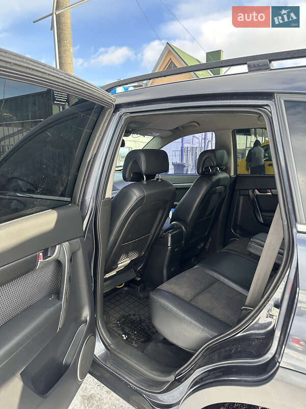 Внедорожник / Кроссовер Chevrolet Captiva 2008 в Ровно