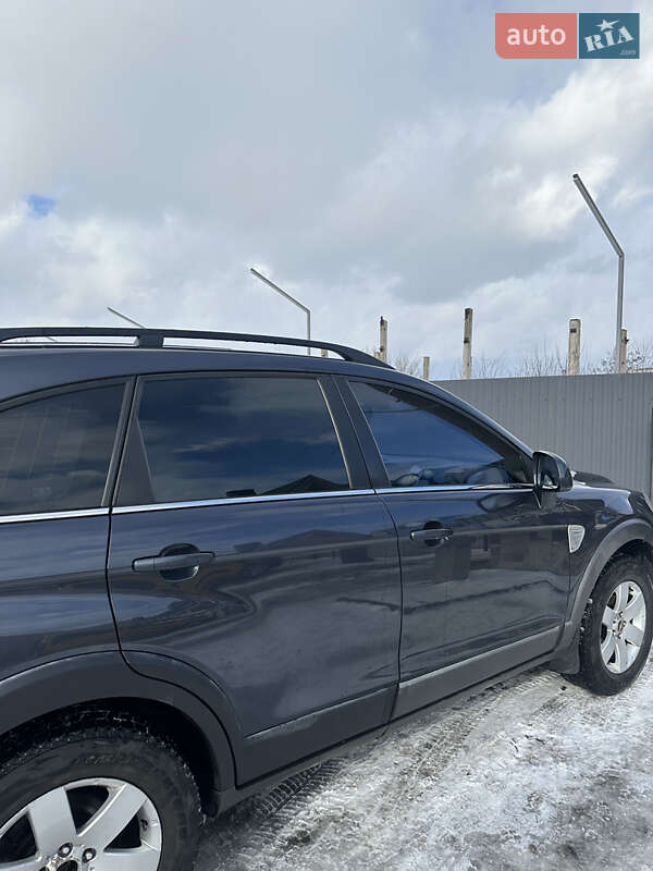 Внедорожник / Кроссовер Chevrolet Captiva 2008 в Ровно