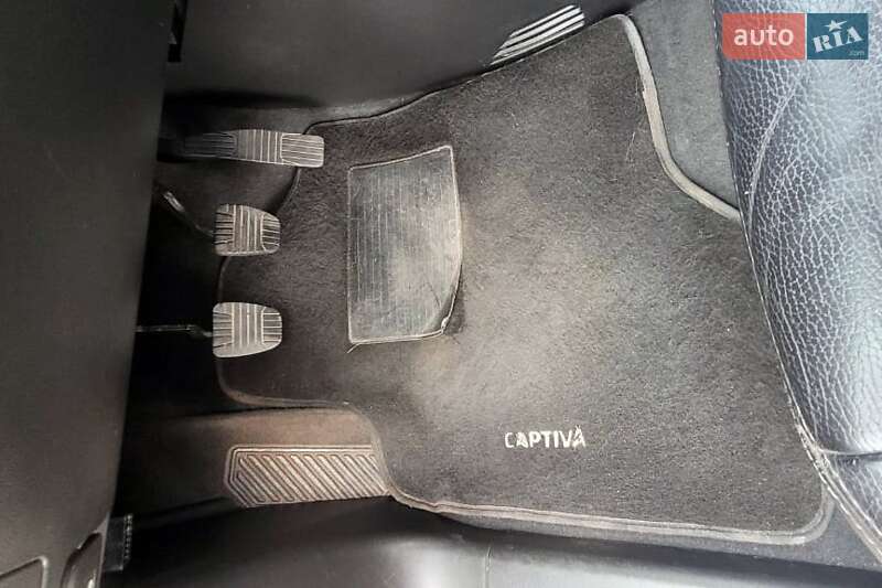 Внедорожник / Кроссовер Chevrolet Captiva 2011 в Киеве фото 18 Внедорожник / Кроссовер Chevrolet Captiva 2011 в Киеве