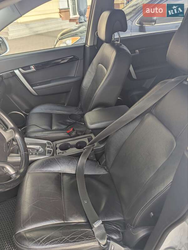 Позашляховик / Кросовер Chevrolet Captiva 2011 в Чернігові