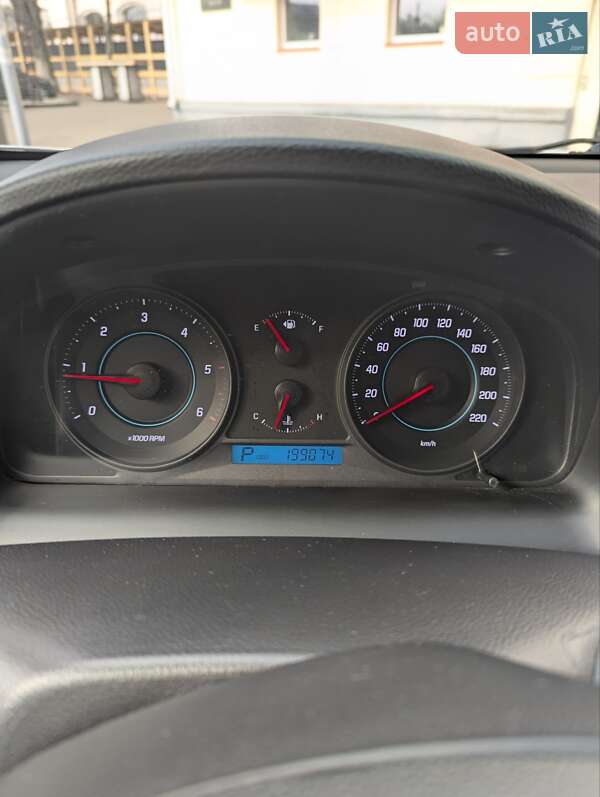 Позашляховик / Кросовер Chevrolet Captiva 2011 в Чернігові