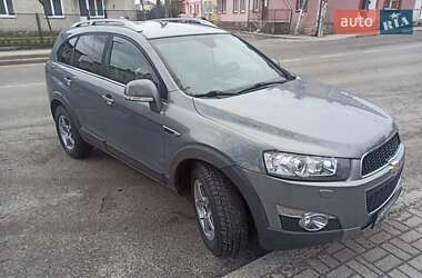 Позашляховик / Кросовер Chevrolet Captiva 2011 в 