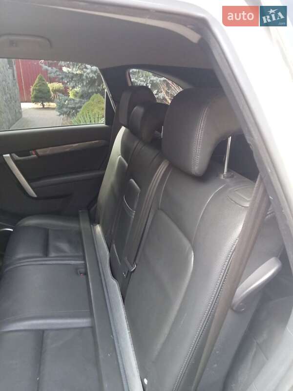 Внедорожник / Кроссовер Chevrolet Captiva 2010 в Луцке