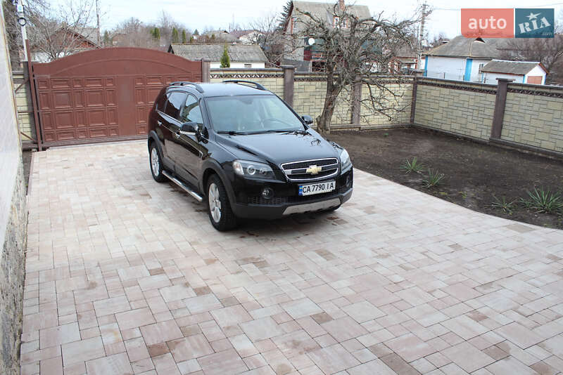 Позашляховик / Кросовер Chevrolet Captiva 2008 в Христинівці