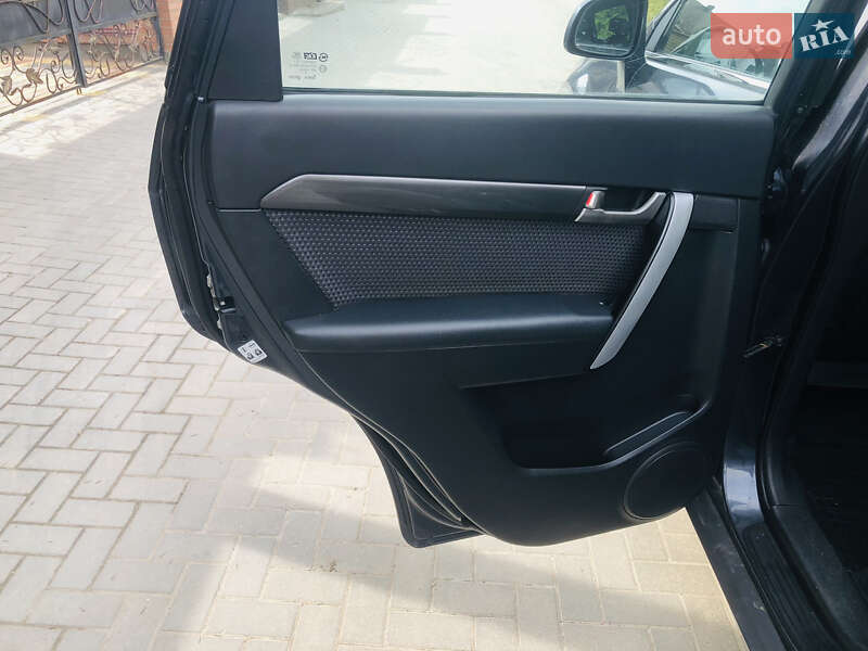 Позашляховик / Кросовер Chevrolet Captiva 2009 в Луцьку