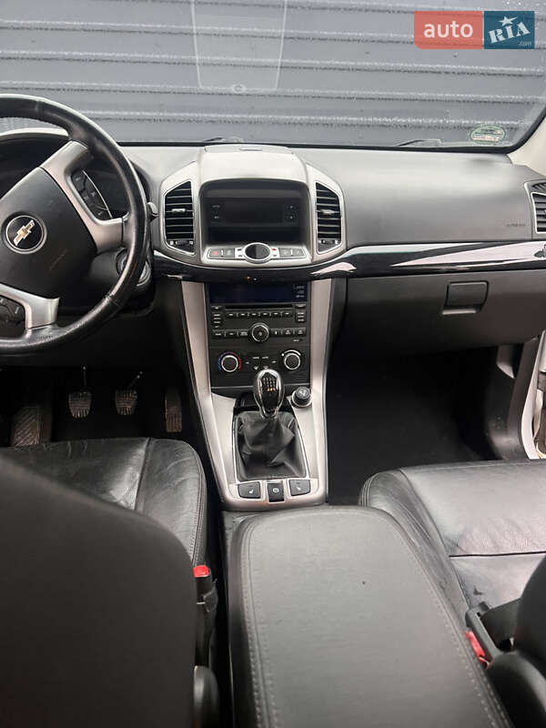 Внедорожник / Кроссовер Chevrolet Captiva 2012 в Львове