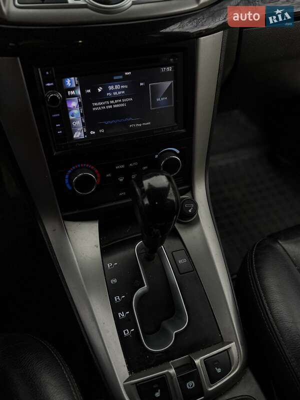 Позашляховик / Кросовер Chevrolet Captiva 2012 в Бориславі