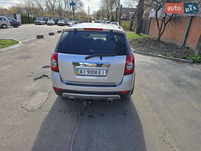 Позашляховик / Кросовер Chevrolet Captiva 2010 в Києві