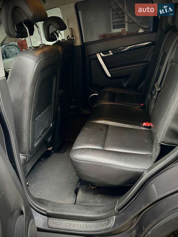 Внедорожник / Кроссовер Chevrolet Captiva 2012 в Хусте фото 10 Внедорожник / Кроссовер Chevrolet Captiva 2012 в Хусте