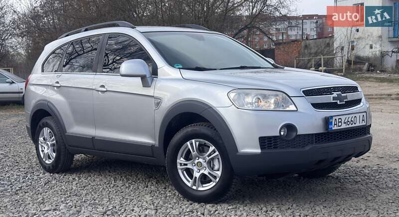 Внедорожник / Кроссовер Chevrolet Captiva 2007 в 