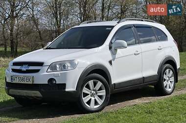 Позашляховик / Кросовер Chevrolet Captiva 2009 в 