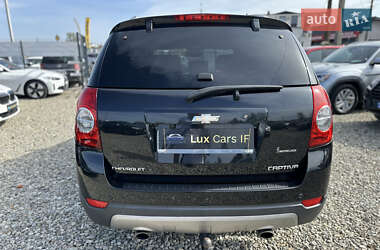 Позашляховик / Кросовер Chevrolet Captiva 2012 в 