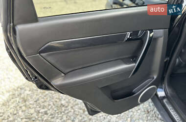 Позашляховик / Кросовер Chevrolet Captiva 2012 в 