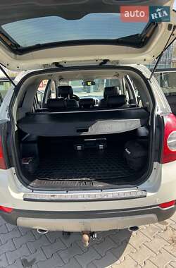 Внедорожник / Кроссовер Chevrolet Captiva 2011 в 