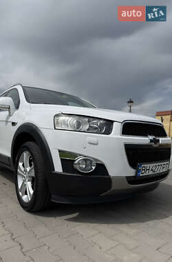 Внедорожник / Кроссовер Chevrolet Captiva 2012 в 