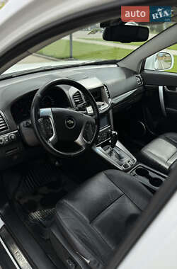 Внедорожник / Кроссовер Chevrolet Captiva 2012 в 