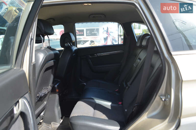 Внедорожник / Кроссовер Chevrolet Captiva 2008 в Киеве