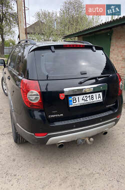Внедорожник / Кроссовер Chevrolet Captiva 2007 в 