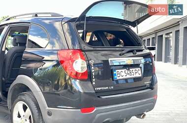 Позашляховик / Кросовер Chevrolet Captiva 2010 в 