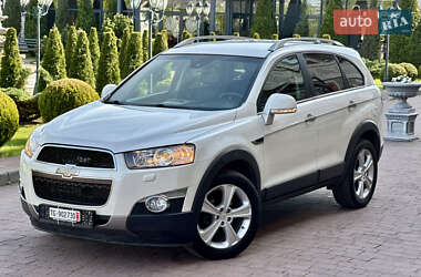 Позашляховик / Кросовер Chevrolet Captiva 2011 в 