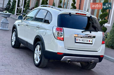 Позашляховик / Кросовер Chevrolet Captiva 2011 в 