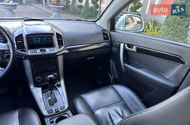 Позашляховик / Кросовер Chevrolet Captiva 2011 в 