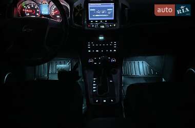 Позашляховик / Кросовер Chevrolet Captiva 2013 в 