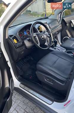 Позашляховик / Кросовер Chevrolet Captiva 2013 в 