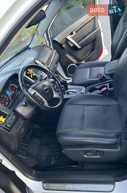 Позашляховик / Кросовер Chevrolet Captiva 2013 в 