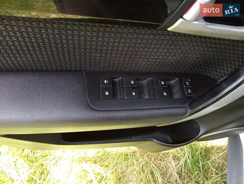 Позашляховик / Кросовер Chevrolet Captiva 2012 в Бару фото 9 Позашляховик / Кросовер Chevrolet Captiva 2012 в Бару