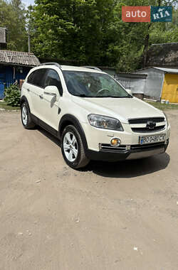 Позашляховик / Кросовер Chevrolet Captiva 2010 в 