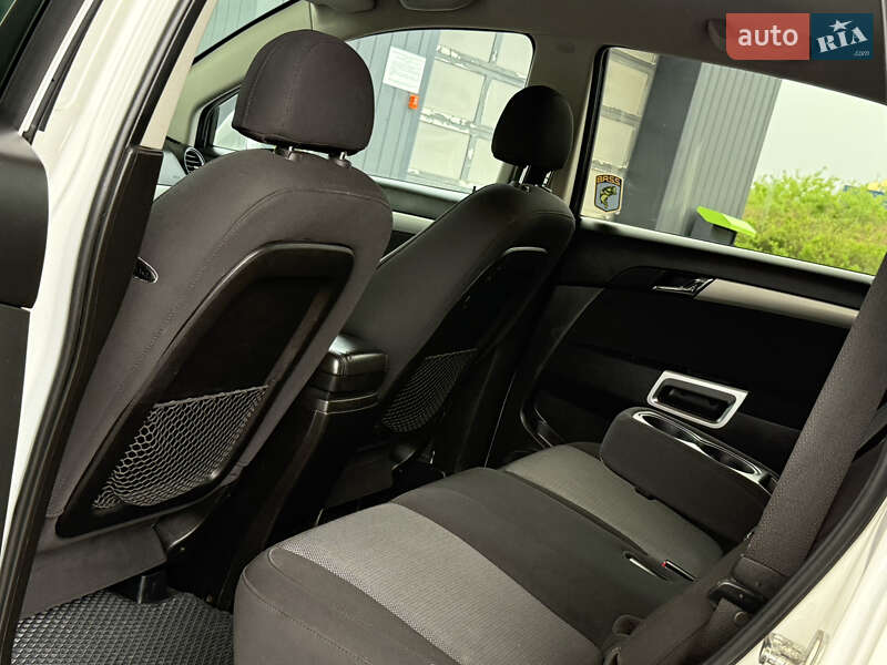 Позашляховик / Кросовер Chevrolet Captiva 2011 в Дрогобичі