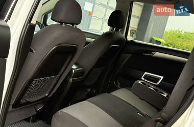 Внедорожник / Кроссовер Chevrolet Captiva 2011 в 