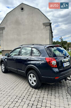 Позашляховик / Кросовер Chevrolet Captiva 2008 в 