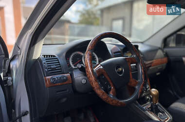 Позашляховик / Кросовер Chevrolet Captiva 2007 в 