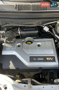 Позашляховик / Кросовер Chevrolet Captiva 2007 в 