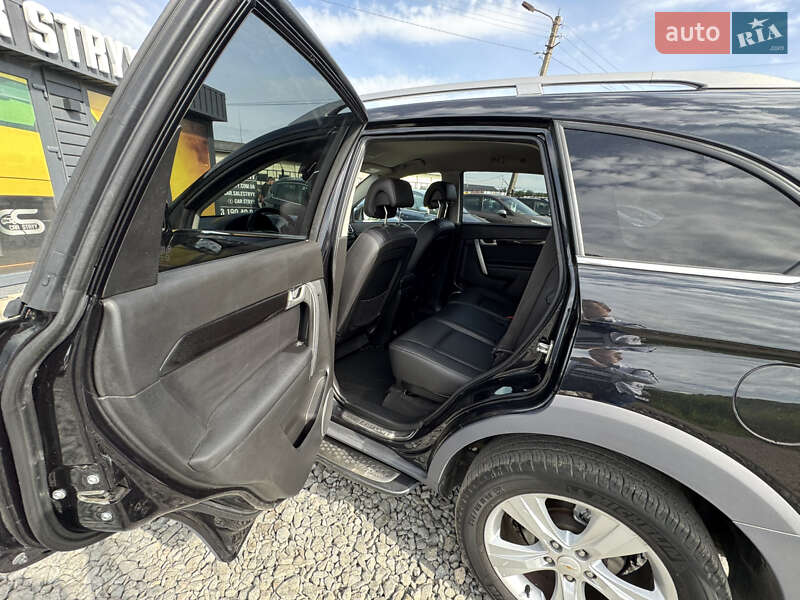 Внедорожник / Кроссовер Chevrolet Captiva 2011 в Стрые