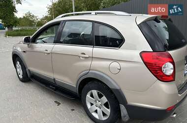 Внедорожник / Кроссовер Chevrolet Captiva 2011 в 