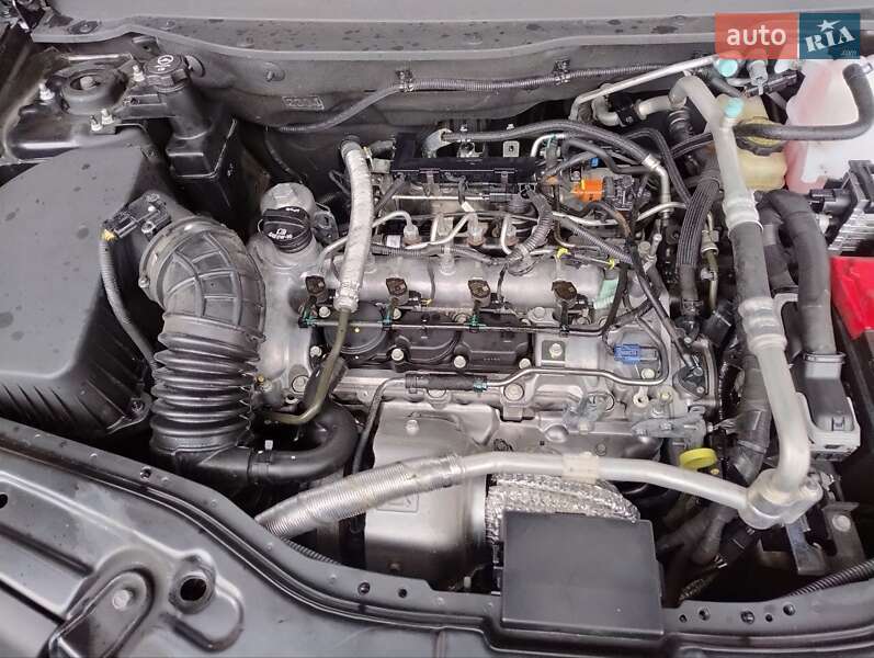 Внедорожник / Кроссовер Chevrolet Captiva 2012 в Новояворовске