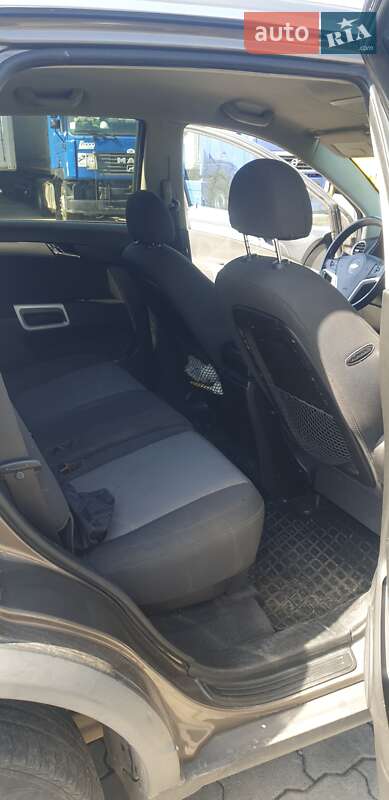 Позашляховик / Кросовер Chevrolet Captiva 2012 в Мукачевому