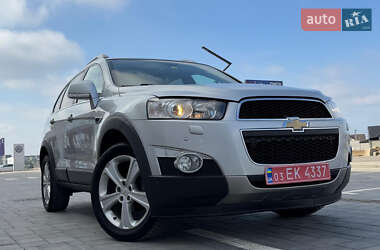 Внедорожник / Кроссовер Chevrolet Captiva 2012 в 