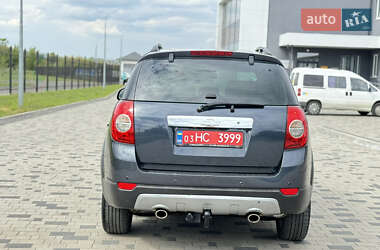 Позашляховик / Кросовер Chevrolet Captiva 2007 в 