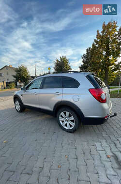 Внедорожник / Кроссовер Chevrolet Captiva 2007 в 
