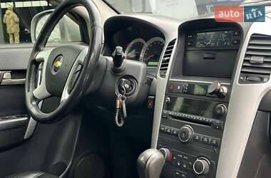 Внедорожник / Кроссовер Chevrolet Captiva 2007 в 
