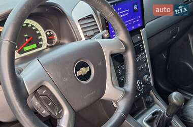 Позашляховик / Кросовер Chevrolet Captiva 2007 в 