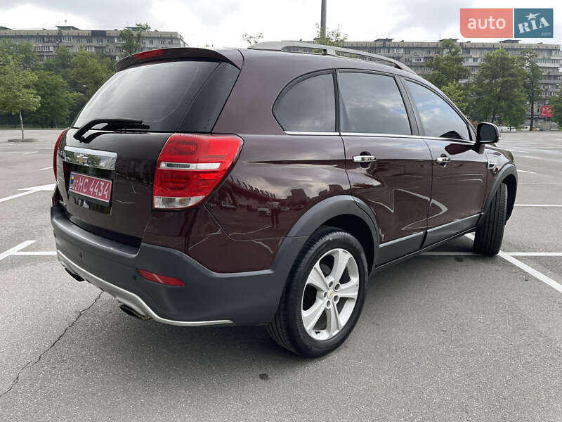 Позашляховик / Кросовер Chevrolet Captiva 2014 в Києві