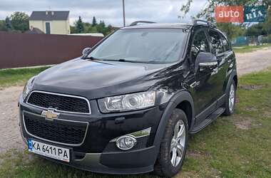 Позашляховик / Кросовер Chevrolet Captiva 2012 в 