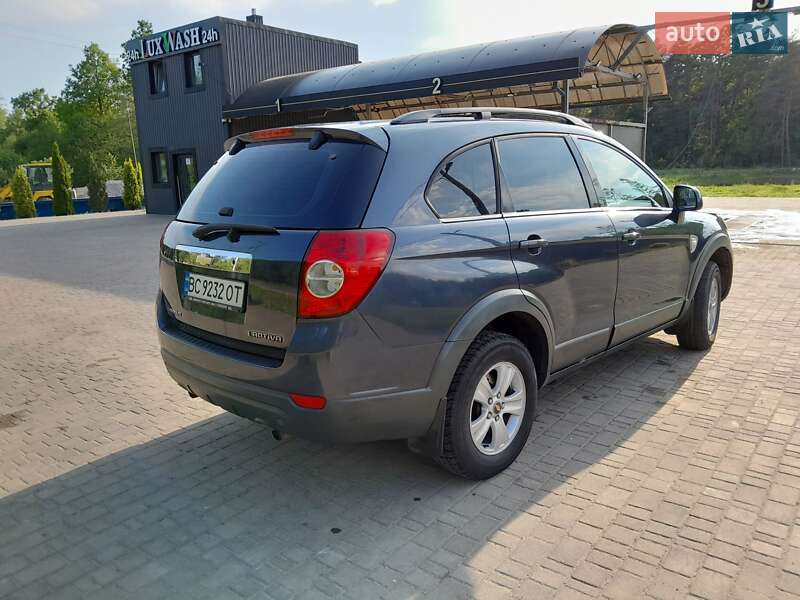 Позашляховик / Кросовер Chevrolet Captiva 2008 в Яворові